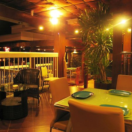 The Bellavista Hotel Lapu-Lapu City Exterior photo