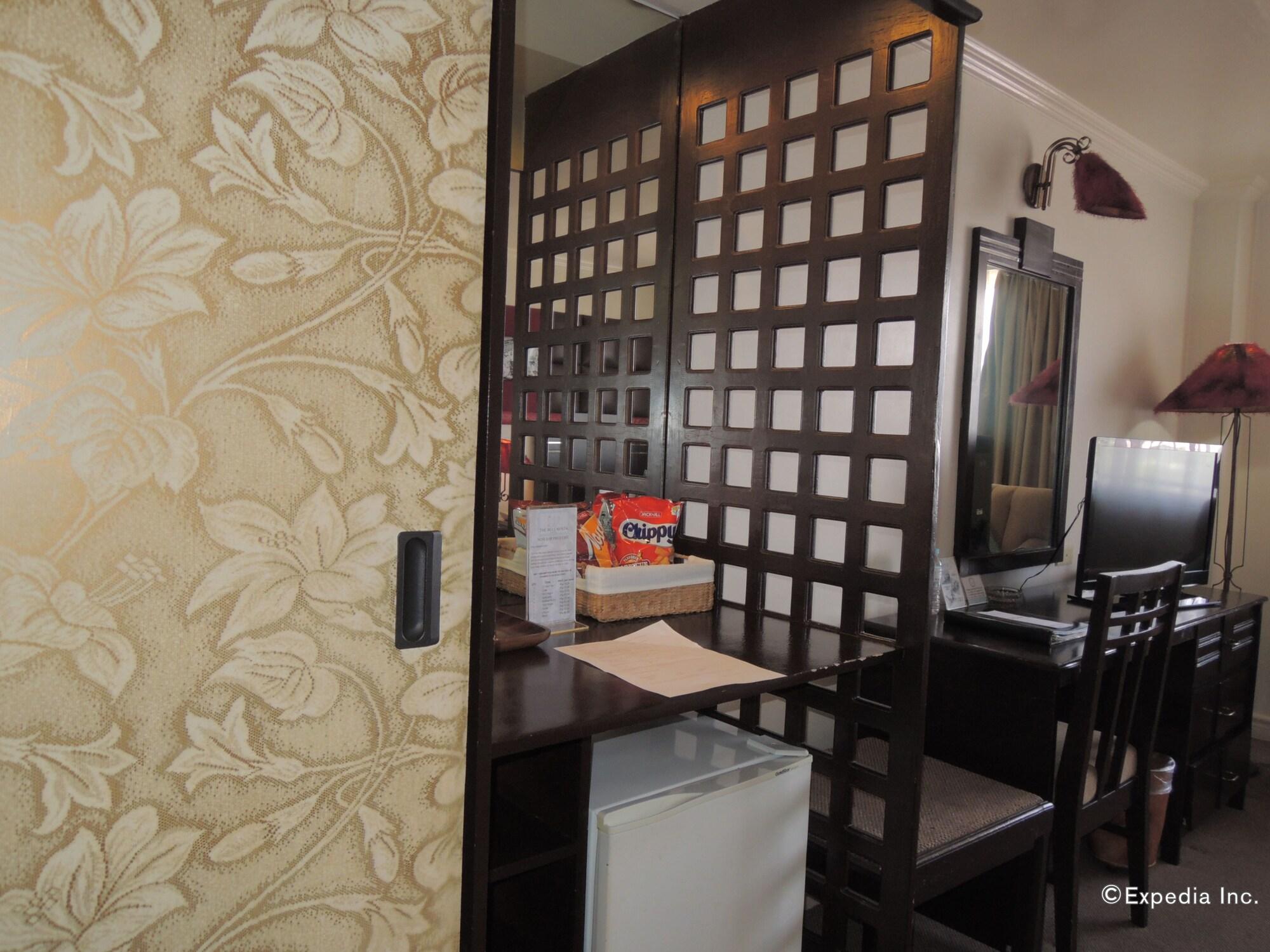 The Bellavista Hotel Lapu-Lapu City Exterior photo