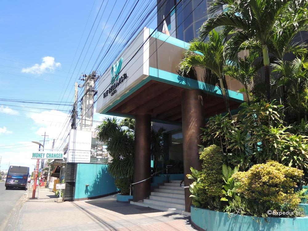 The Bellavista Hotel Lapu-Lapu City Exterior photo