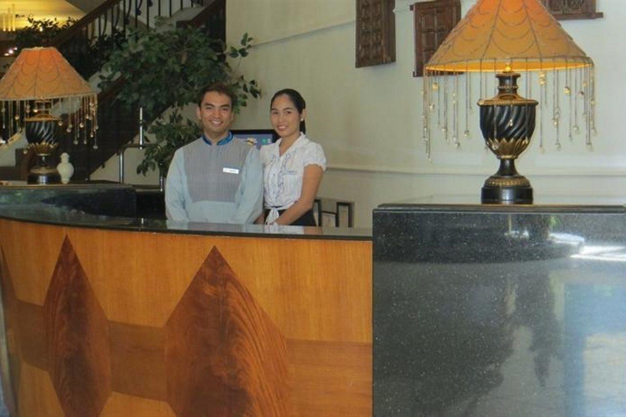 The Bellavista Hotel Lapu-Lapu City Exterior photo